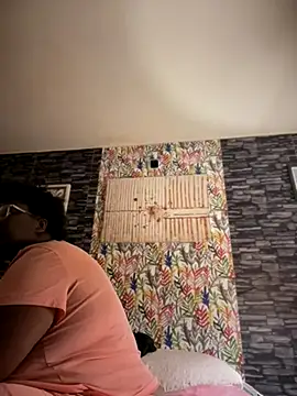 Yagurl  west online show from December 2, 5:02 am