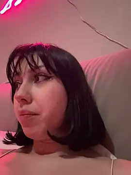 Snapshot of PennyMay chatting on March 15, 5:19 am PennyMay online show from March 15, 5:19 am