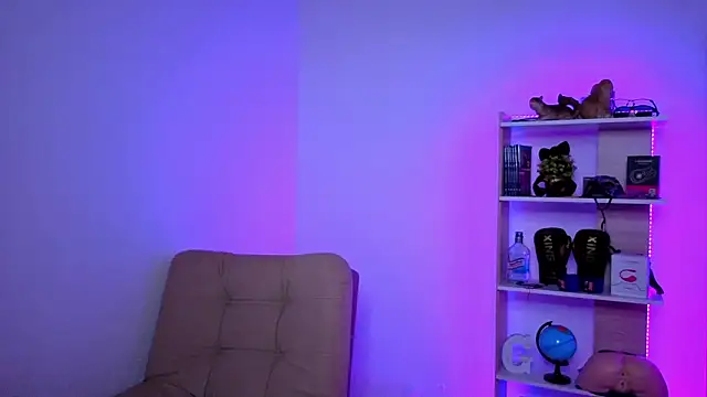 Snapshot of exquisite_gabe chatting on February 8, 3:48 pm exquisite gabe online show from February 8, 3:48 pm