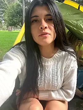 ambar-adaams online show from May 21, 9:33 pm