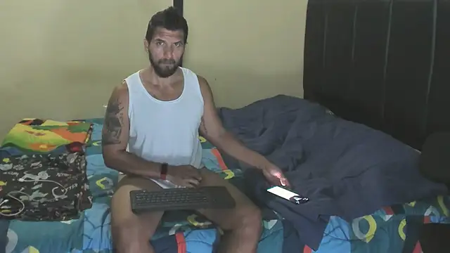 Snapshot of JULESLAKES chatting on March 1, 3:27 pm JULESLAKES online show from March 1, 3:27 pm