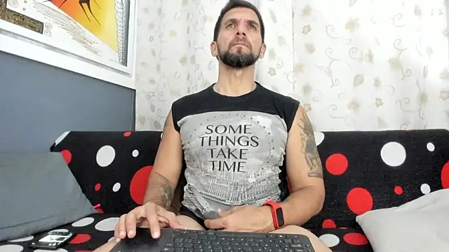 Snapshot of JULESLAKES chatting on October 30, 2:46 am JULESLAKES online show from October 30, 2:46 am