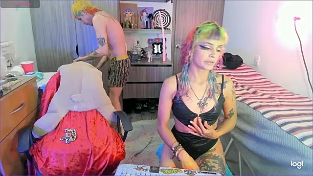 badeyes crazygoat online show from March 10, 12:15 am