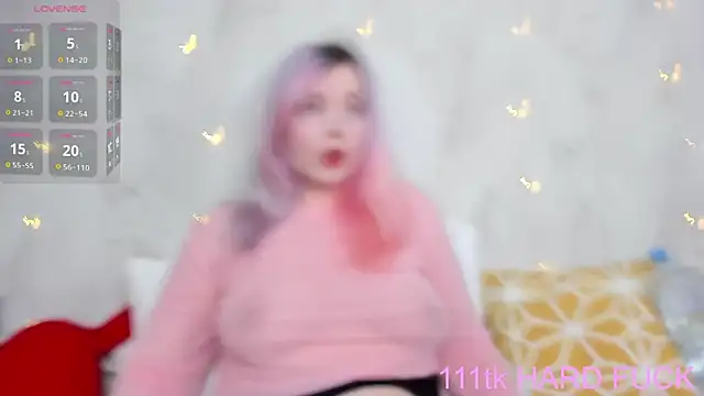 Snapshot of __KawaiiYuki__ chatting on December 2, 4:53 am KawaiiYuki online show from December 2, 4:53 am