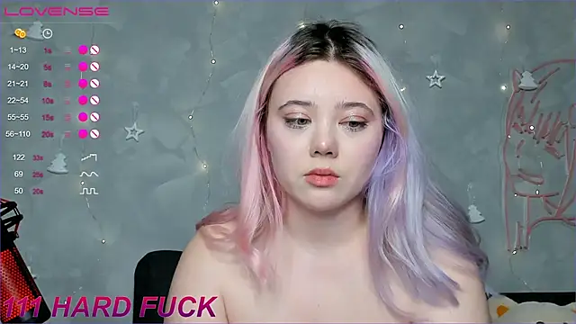 Snapshot of __KawaiiYuki__ chatting on January 1, 12:00 pm KawaiiYuki online show from January 1, 12:00 pm