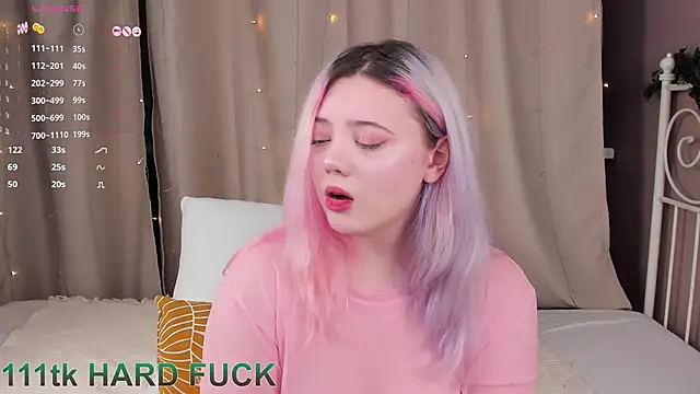 Snapshot of __KawaiiYuki__ chatting on January 3, 11:46 am KawaiiYuki online show from January 3, 11:46 am