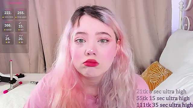 Snapshot of __KawaiiYuki__ chatting on January 27, 9:02 am KawaiiYuki online show from January 27, 9:02 am