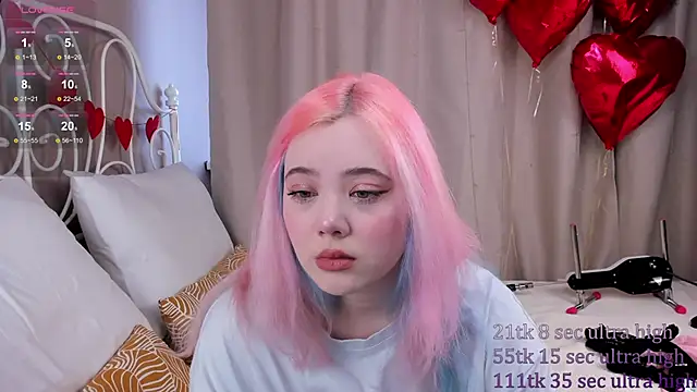 Snapshot of __KawaiiYuki__ chatting on February 16, 8:43 am KawaiiYuki online show from February 16, 8:43 am