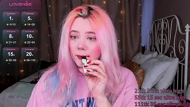 Snapshot of __KawaiiYuki__ chatting on March 15, 8:48 am KawaiiYuki online show from March 15, 8:48 am