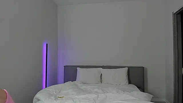 sarahphyllis online show from October 29, 9:05 pm