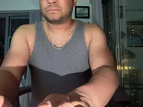 Snapshot of ThickDick_Daddy chatting on May 22, 6:09 am ThickDick Daddy online show from May 22, 6:09 am
