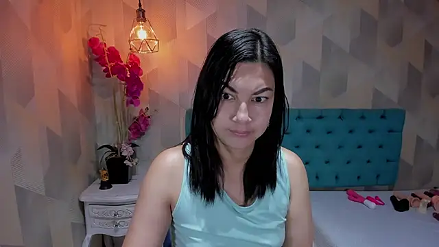 AdaFawxx online show from January 14, 4:18 am