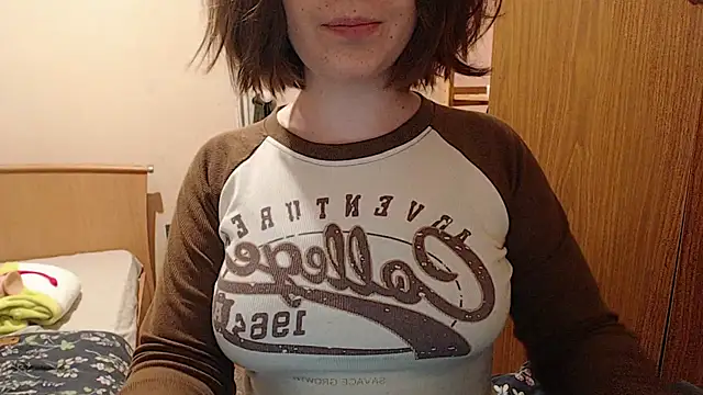 Snapshot of Chmiri_cb chatting on January 7, 2:30 pm Chmiri cb online show from January 7, 2:30 pm