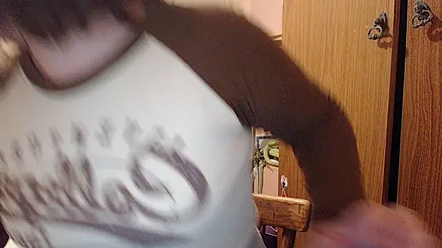 Snapshot of Chmiri_cb chatting on March 14, 4:51 pm Chmiri cb online show from March 14, 4:51 pm