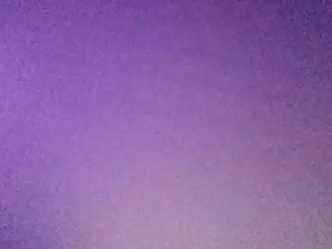 Snapshot of NaughtyHottieBBW chatting on February 10, 10:51 pm NaughtyHottieBBW online show from February 10, 10:51 pm