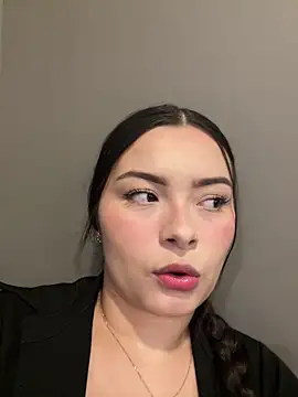 aneesa darzi online show from February 7, 10:09 pm