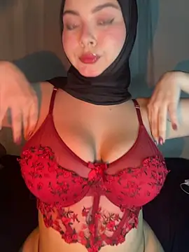 aneesa darzi online show from October 11, 10:30 pm