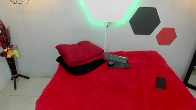 martinaclark online show from February 27, 9:22 am