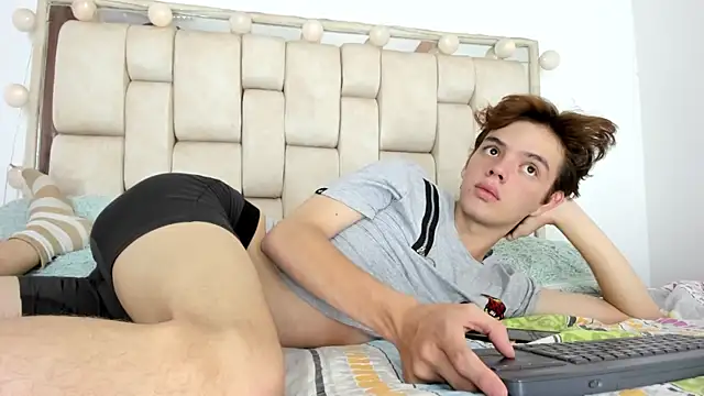 Snapshot of daniel_hot03 chatting on November 10, 8:30 pm daniel hot03 online show from November 10, 8:30 pm