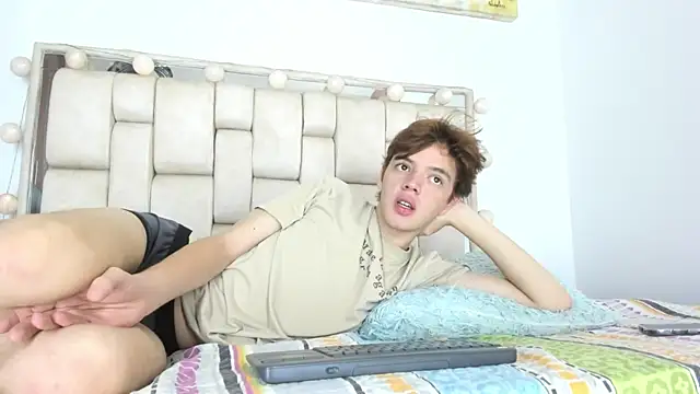 Snapshot of daniel_hot03 chatting on November 19, 1:44 pm daniel hot03 online show from November 19, 1:44 pm