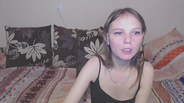 Nika Shiny online show from December 10, 4:45 am