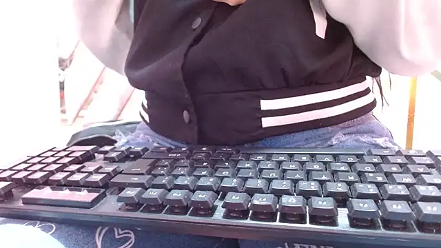 nadescomthxx online show from November 12, 4:40 pm