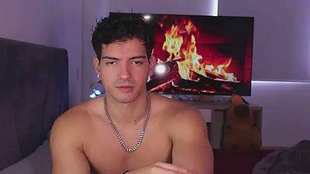 Snapshot of magnusifrit chatting on February 8, 9:07 pm magnusifrit online show from February 8, 9:07 pm