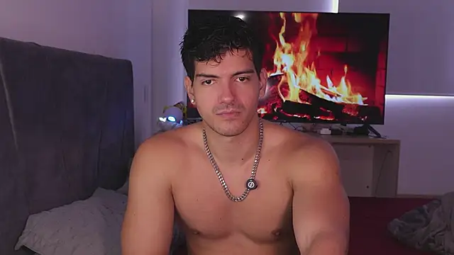 Snapshot of magnusifrit chatting on February 10, 9:19 pm magnusifrit online show from February 10, 9:19 pm