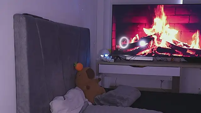 Snapshot of magnusifrit chatting on February 15, 9:11 pm magnusifrit online show from February 15, 9:11 pm