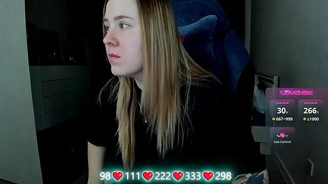 Olivia Munk online show from March 6, 6:10 am