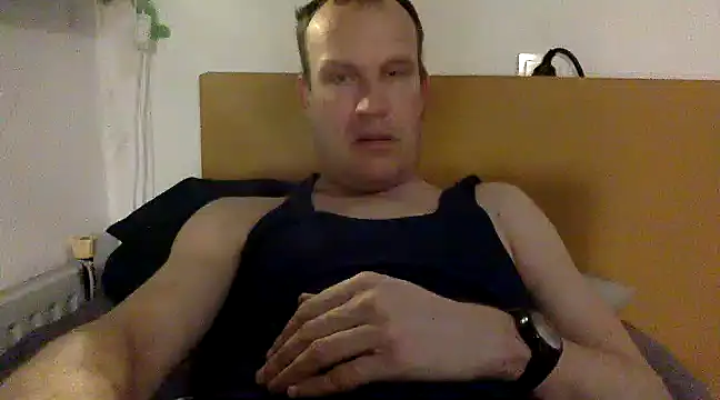 dlvis12 online show from March 18, 7:42 pm