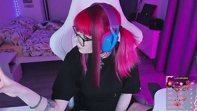 Snapshot of Yumi_Youkai chatting on December 17, 10:38 pm Yumi Youkai online show from December 17, 10:38 pm