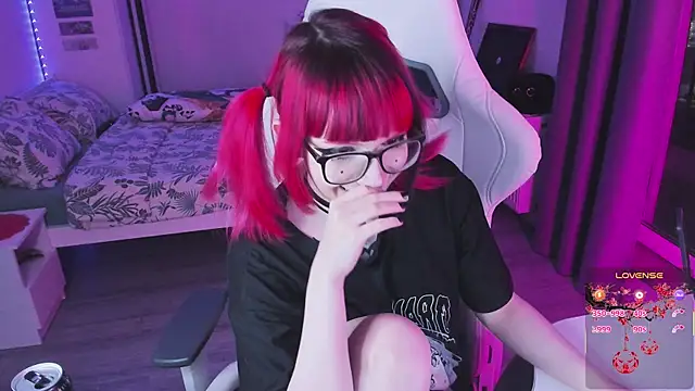 Yumi Youkai online show from March 2, 6:37 pm