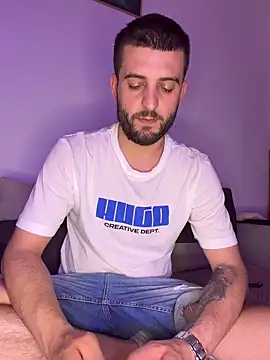 ElChapoGuzman95 online show from April 13, 7:19 pm