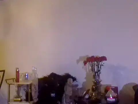 Snapshot of BlaqLadyRedlips chatting on January 20, 7:25 am BlaqLadyRedlips online show from January 20, 7:25 am