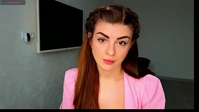  comefeelme  online show from March 6, 12:19 pm