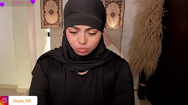 Snapshot of shayla_18 chatting on July 28, 8:52 pm shayla 18 online show from July 28, 8:52 pm