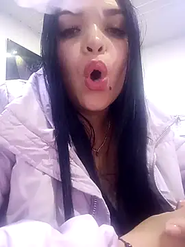 Dione   online show from February 6, 1:16 am