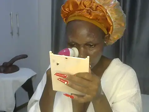 East queen online show from March 3, 3:09 pm