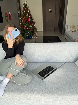 Nura n Sarah online show from January 10, 4:58 am