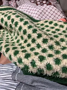 Snapshot of maroodick chatting on March 21, 2:38 am maroodick online show from March 21, 2:38 am