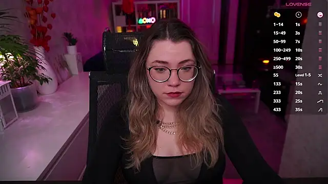 Snapshot of RemyCute chatting on February 22, 2:59 pm RemyCute online show from February 22, 2:59 pm