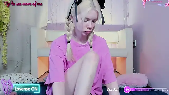 Lollita Lewis online show from January 22, 9:32 pm