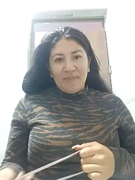 Snapshot of nammy__dirtyhott chatting on December 3, 9:45 pm nammy dirtyhott online show from December 3, 9:45 pm