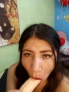 Snapshot of nammy__dirtyhott chatting on February 12, 2:21 pm nammy dirtyhott online show from February 12, 2:21 pm