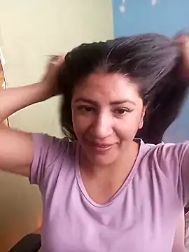 Snapshot of nammy__dirtyhott chatting on March 21, 6:40 pm nammy dirtyhott online show from March 21, 6:40 pm