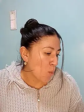 Snapshot of nammy__dirtyhott chatting on October 20, 4:29 pm nammy dirtyhott online show from October 20, 4:29 pm