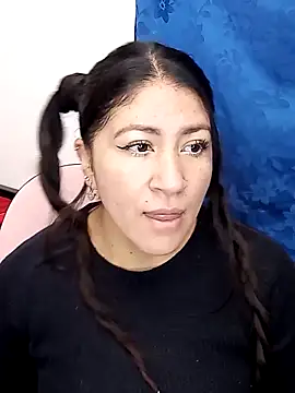 Snapshot of nammy__dirtyhott chatting on February 6, 12:30 pm nammy dirtyhott online show from February 6, 12:30 pm