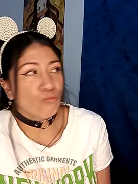 Snapshot of nammy__dirtyhott chatting on February 19, 10:55 am nammy dirtyhott online show from February 19, 10:55 am