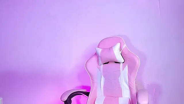  girl fernanda  online show from February 7, 6:03 am